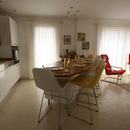 Апарт-отель Smart Aparts 4*