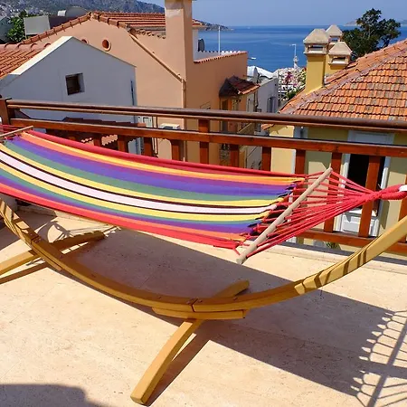 Smart Aparts Апарт-отель 4*