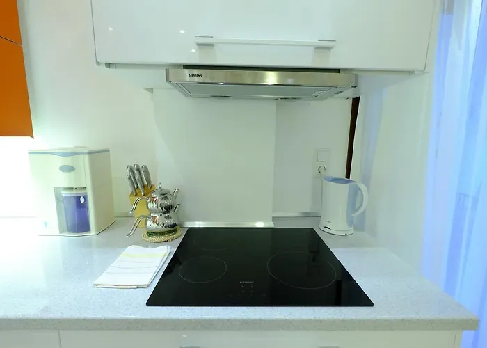 شقة فندقية Smart Aparts 4*